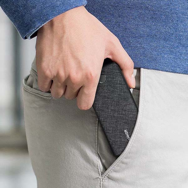 Anker-Powercore-III-Sense-10K-PD-b